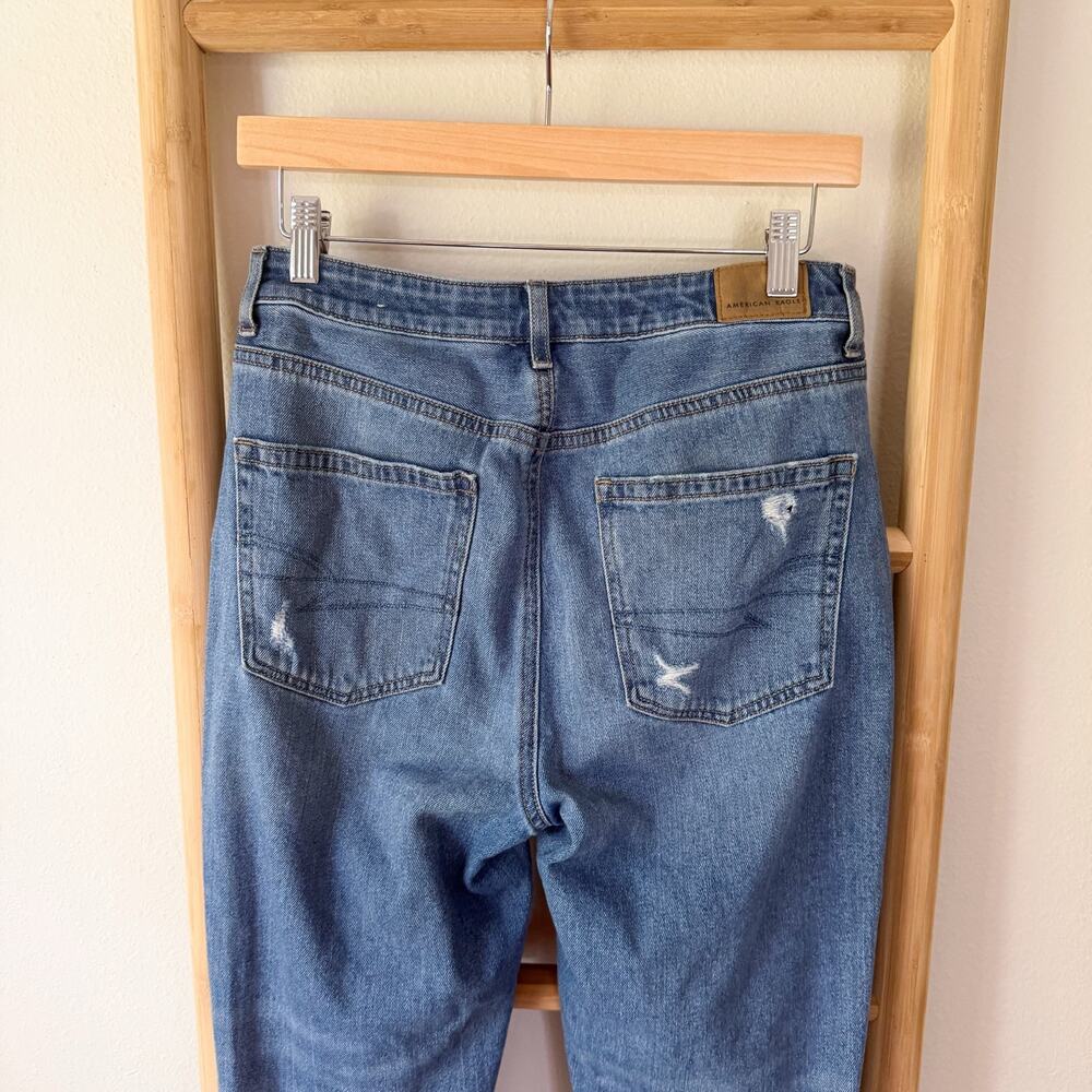 American Eagle Mom Jean Distressed Ripped Medium Wash Jeans Size 6 - Picture 7 of 13